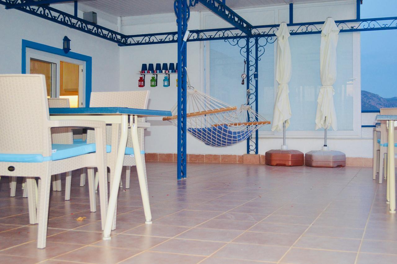 Miramar Pansiyon Каш Екстериор снимка